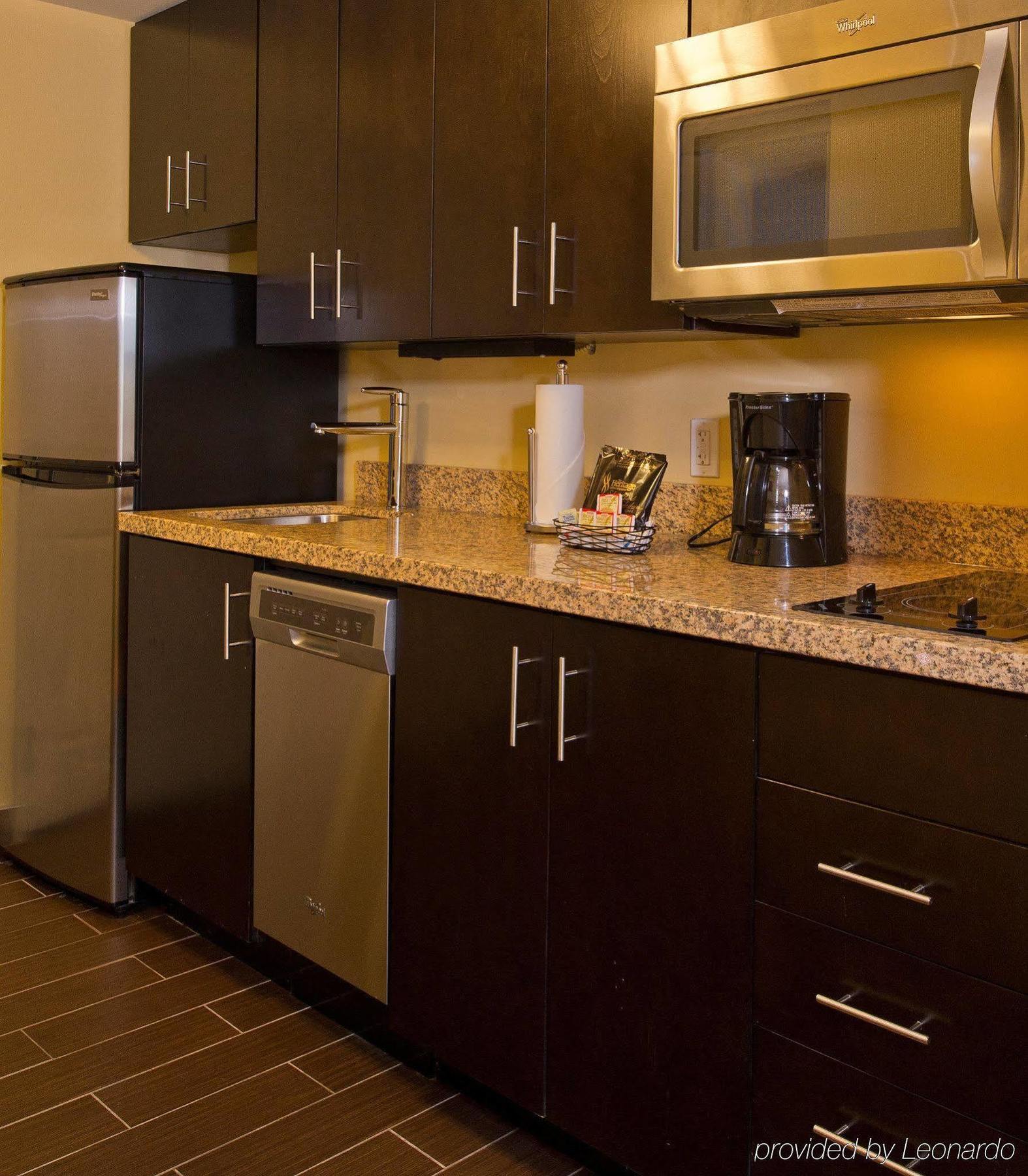 Towneplace Suites By Marriott ת'אנדר ביי מראה חיצוני תמונה